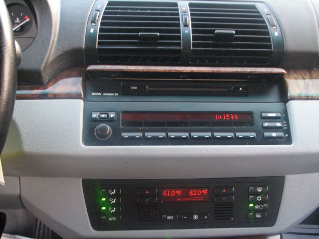 2001 BMW X5 Lightning