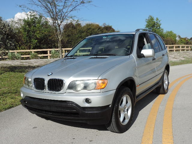 2001 BMW X5 Lightning