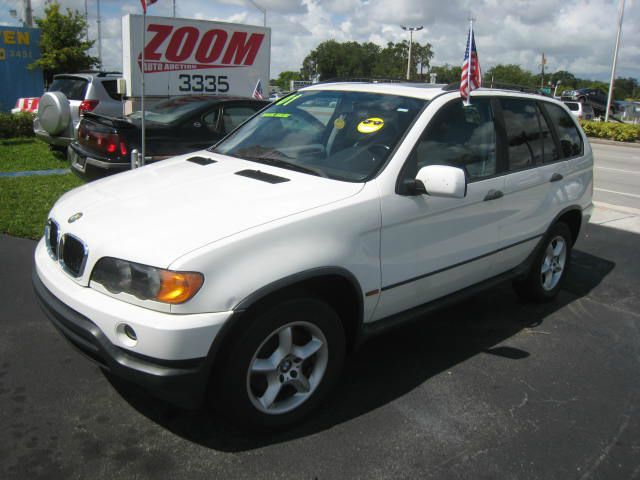 2001 BMW X5 Lightning
