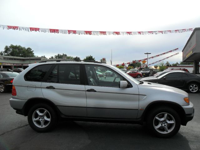 2001 BMW X5 Lightning