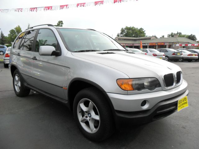 2001 BMW X5 Lightning