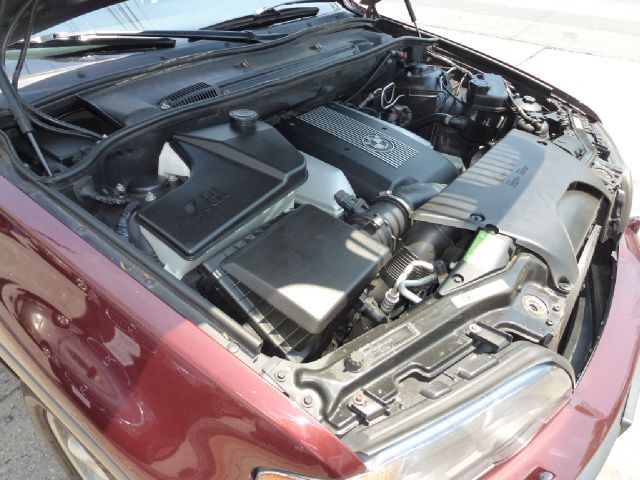 2001 BMW X5 Luxury 4WD