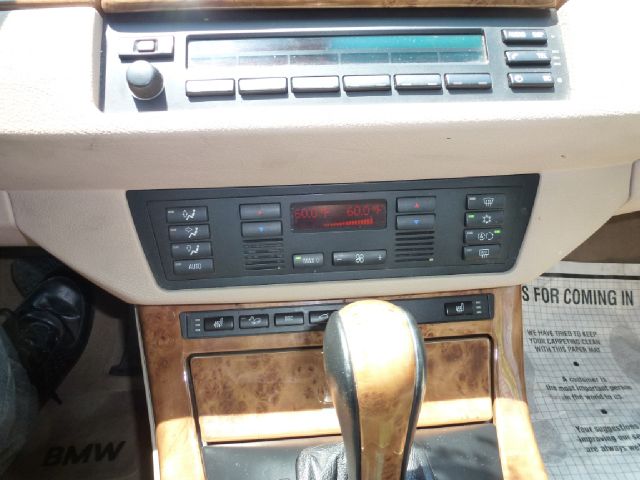 2001 BMW X5 Luxury 4WD