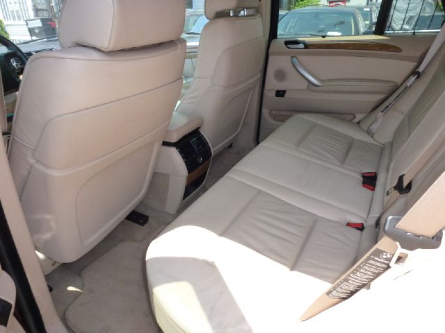 2001 BMW X5 Luxury 4WD