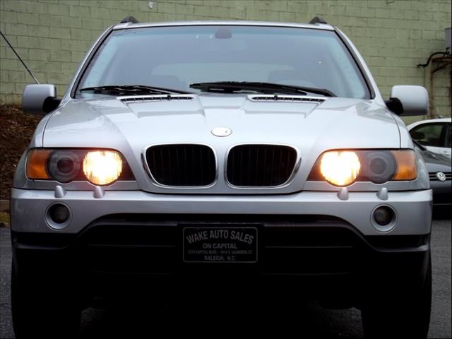 2001 BMW X5 Lightning