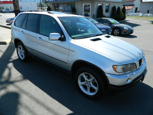 2001 BMW X5 Lightning