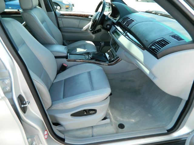 2001 BMW X5 Lightning