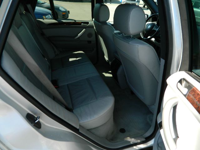 2001 BMW X5 Lightning