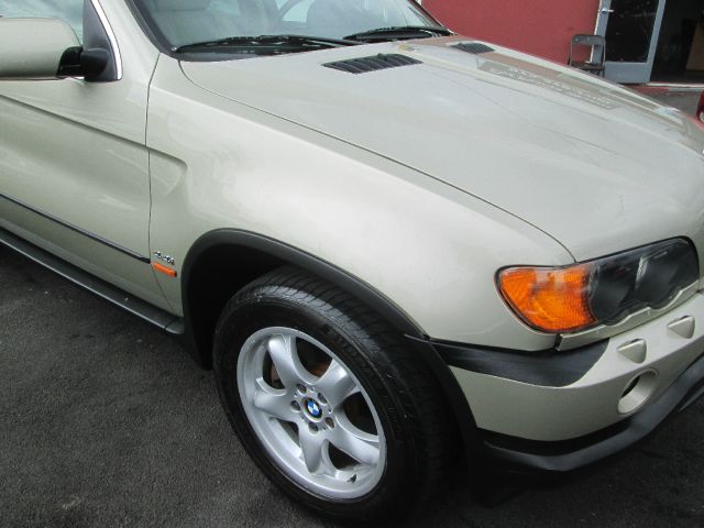 2001 BMW X5 Luxury 4WD