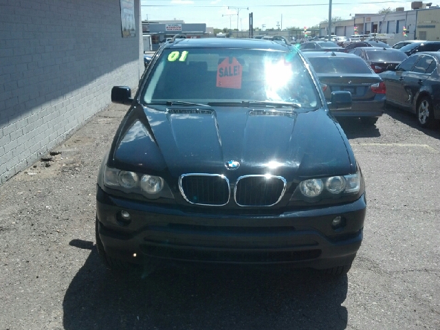 2001 BMW X5 Lightning
