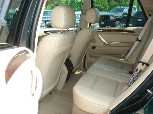 2001 BMW X5 Lightning