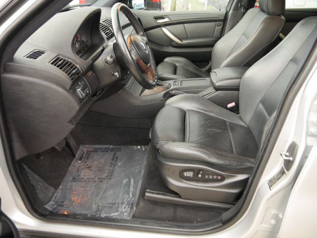 2001 BMW X5 Luxury 4WD