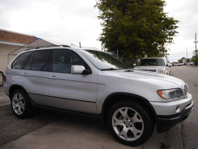 2001 BMW X5 Luxury 4WD