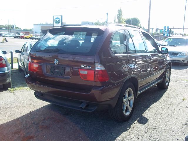 2001 BMW X5 Lightning