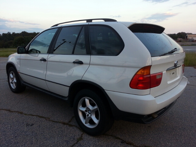 2001 BMW X5 Lightning