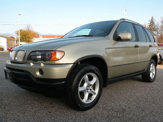 2001 BMW X5 Lightning