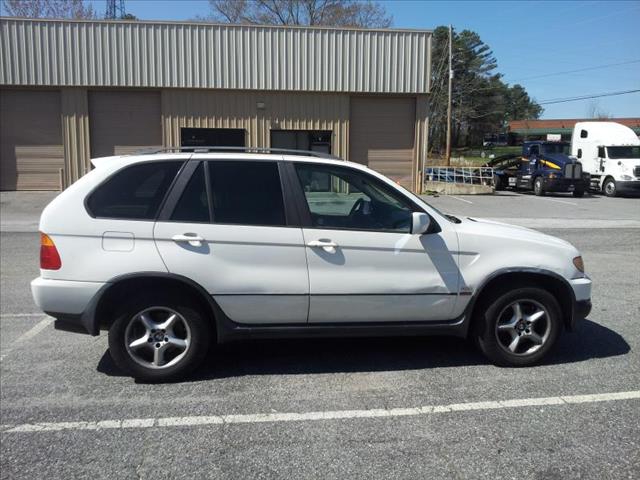 2001 BMW X5 HD EXT CAB 155.5 WB C6P
