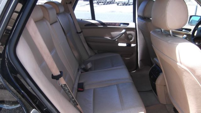 2001 BMW X5 Luxury 4WD