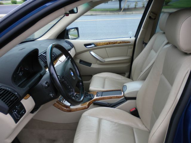 2001 BMW X5 Lightning