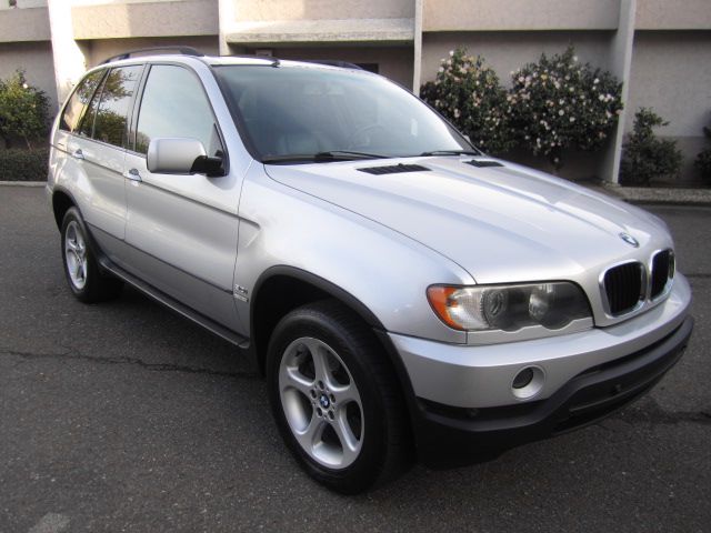 2001 BMW X5 Lightning