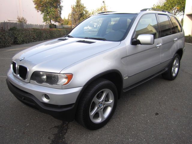 2001 BMW X5 Lightning