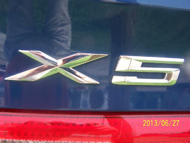 2002 BMW X5 Lightning