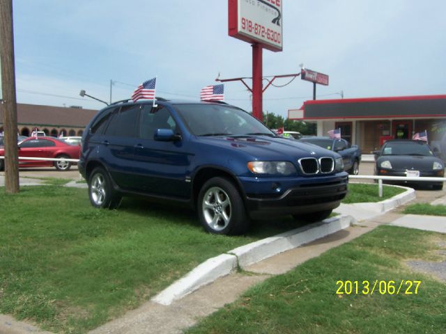 2002 BMW X5 Lightning
