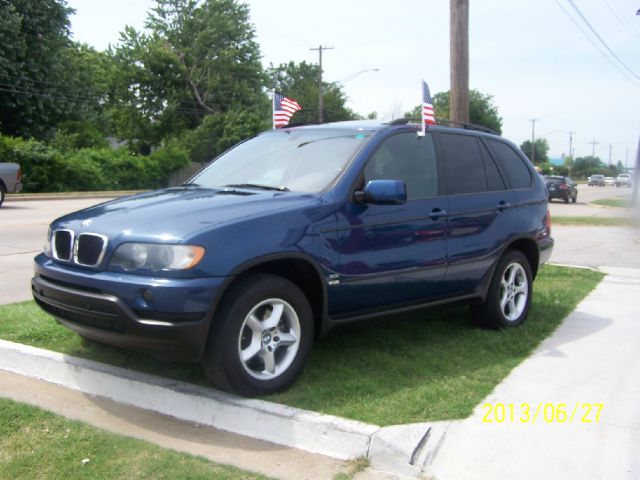 2002 BMW X5 Lightning