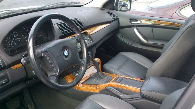 2002 BMW X5 Lightning