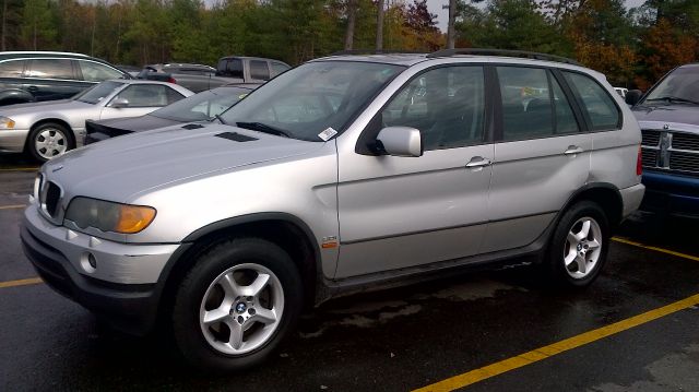 2002 BMW X5 Lightning