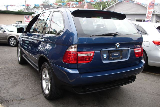2002 BMW X5 Lightning