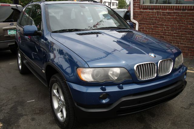 2002 BMW X5 Lightning