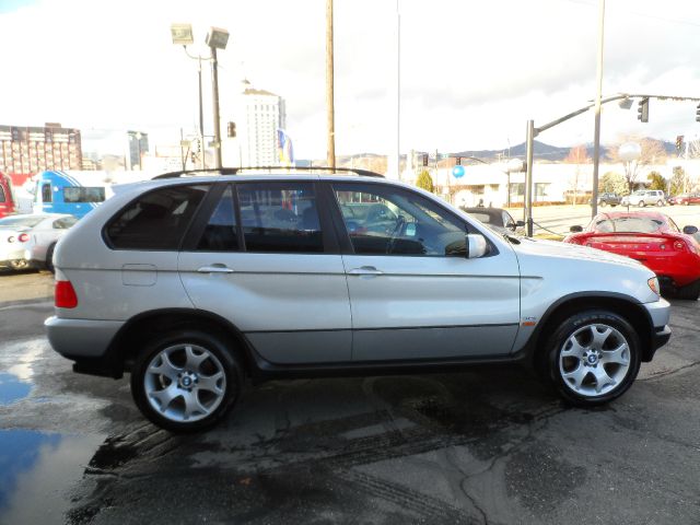 2002 BMW X5 Lightning
