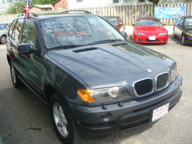 2002 BMW X5 Lightning