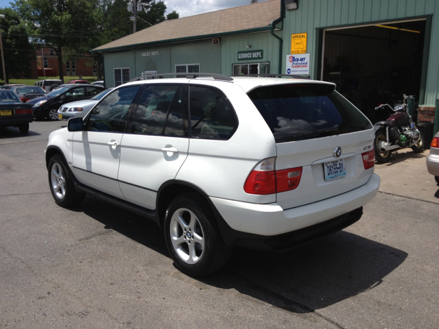 2002 BMW X5 Lightning