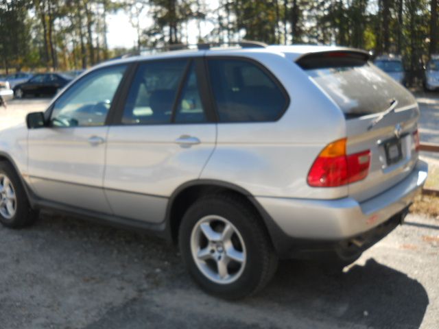 2002 BMW X5 Lightning