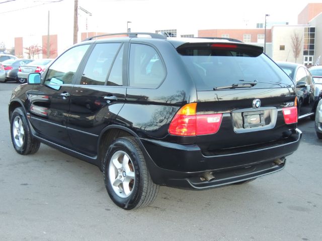 2002 BMW X5 Lightning
