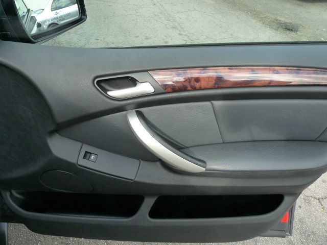 2002 BMW X5 Luxury 4WD