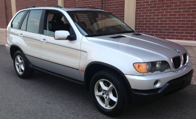 2002 BMW X5 Lightning