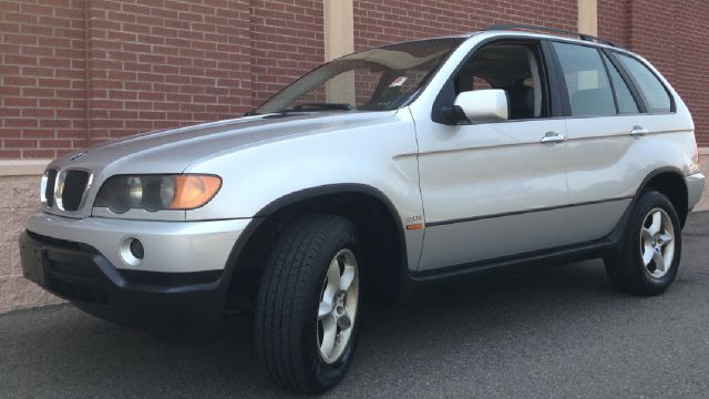 2002 BMW X5 Lightning