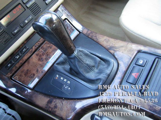 2003 BMW X5 Lightning