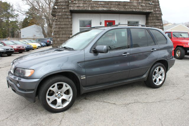 2003 BMW X5 Luxury 4WD