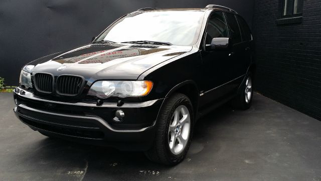 2003 BMW X5 L.T. 4-w.d. 5.3L