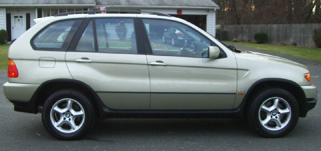2003 BMW X5 Lightning