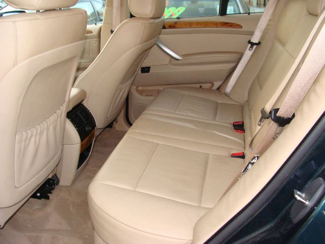 2003 BMW X5 Lightning