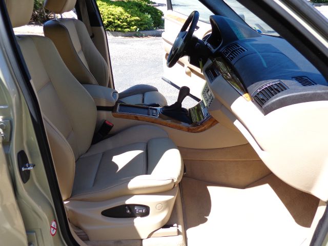 2003 BMW X5 Lightning