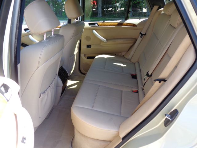 2003 BMW X5 Lightning