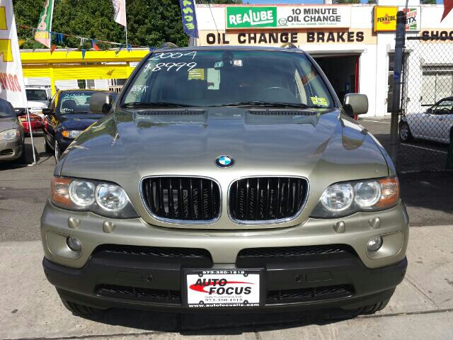 2004 BMW X5 Lightning