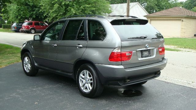 2004 BMW X5 Lightning