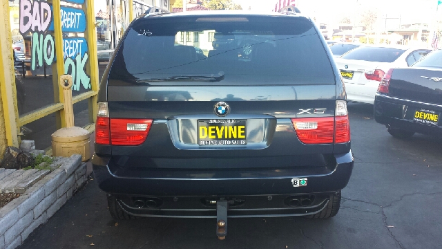2004 BMW X5 Luxury 4WD